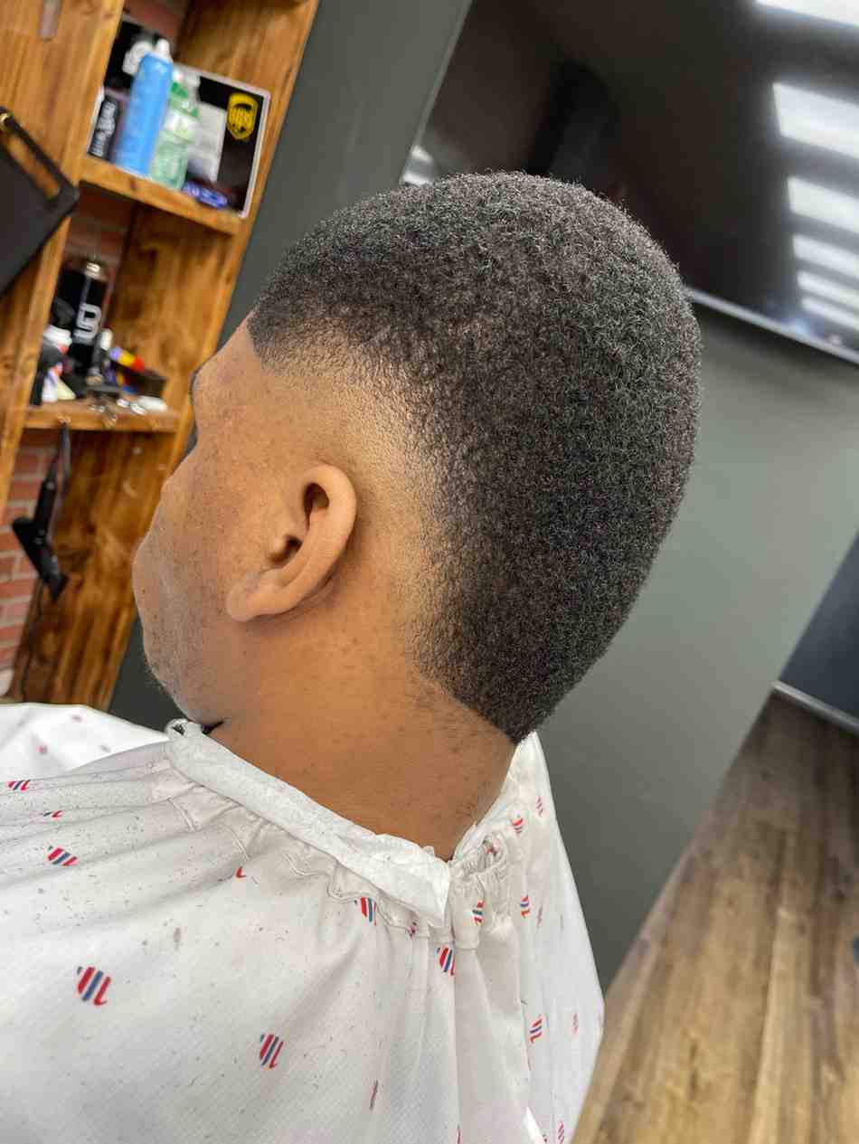 Men's haircut 9 at L.A. Men's Grooming Room, Hampton Bays NY